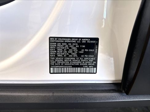 Used 2023 Volkswagen ID.4 Pro RWD image 22