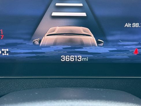 Certified 2024 Chevrolet Traverse LT image 35