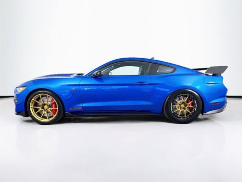 Used 2020 Ford Mustang Shelby GT500 w/ Carbon Fiber Track Pack RWD image 28