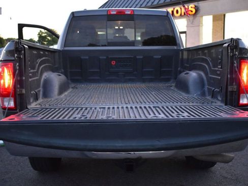 Used 2017 RAM 1500 Classic SLT image 40