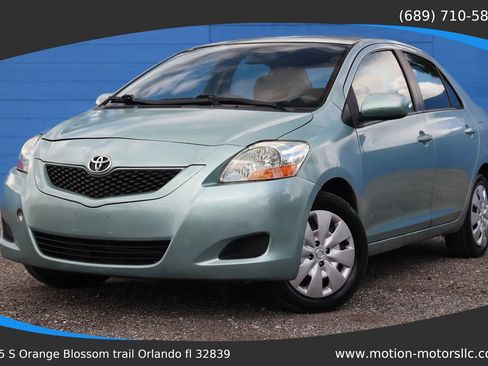 Used 2009 Toyota Yaris Sedan w/ Convenience Pkg FWD image 1