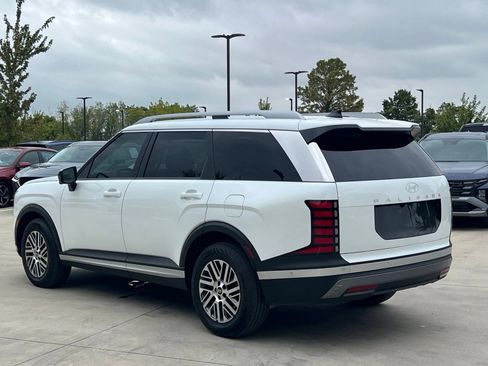 Used 2026 Hyundai Palisade SEL FWD image 9