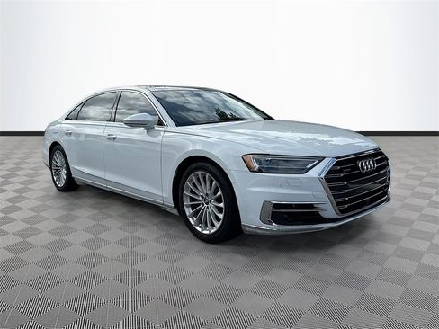 Used 2020 Audi A8 L 4.0T w/ Executive Package image 4