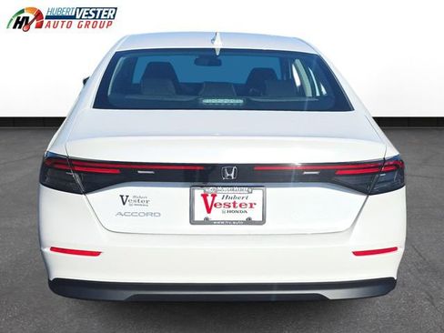 New 2025 Honda Accord LX image 7