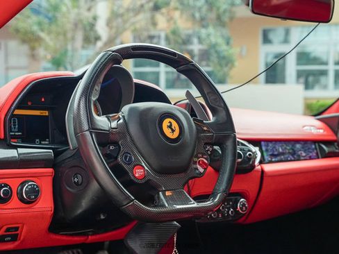 Used 2012 Ferrari 458 Italia Coupe RWD image 39