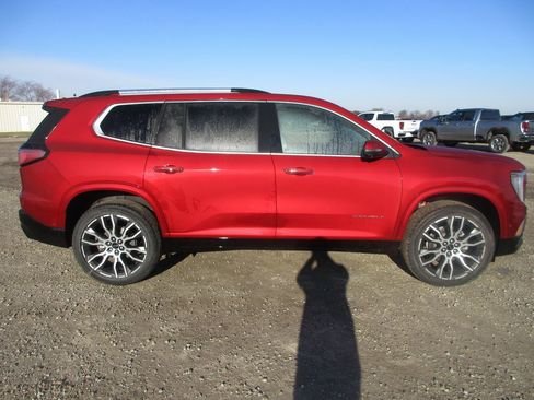 New 2026 GMC Acadia Denali Ultimate image 3