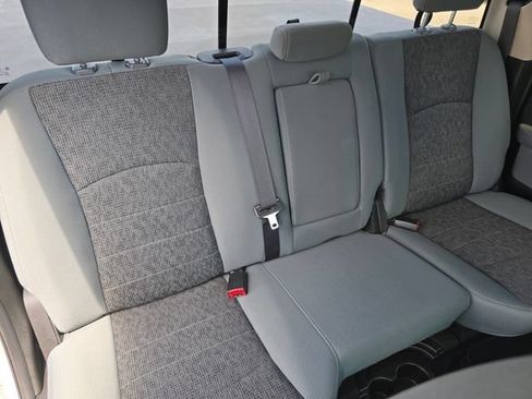 Used 2019 RAM 1500 Big Horn AWD/4WD image 36