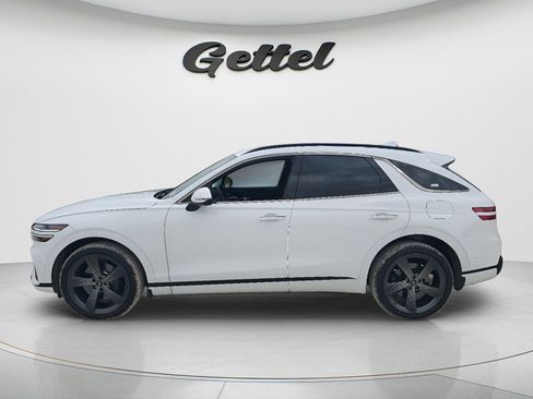 Used 2025 Genesis GV70 3.5T Sport w/ Sport Advanced Package AWD/4WD image 8