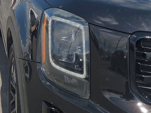 Used 2022 Kia Telluride SX w/ SX Prestige Package AWD/4WD image 7
