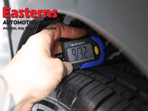 Used 2021 Subaru Forester Limited image 33