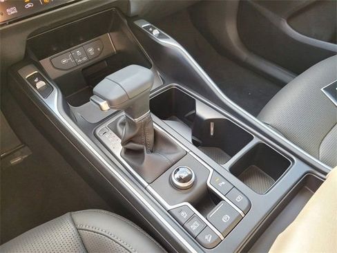 New 2025 Kia Sorento S w/ Panoramic Sunroof Package image 18