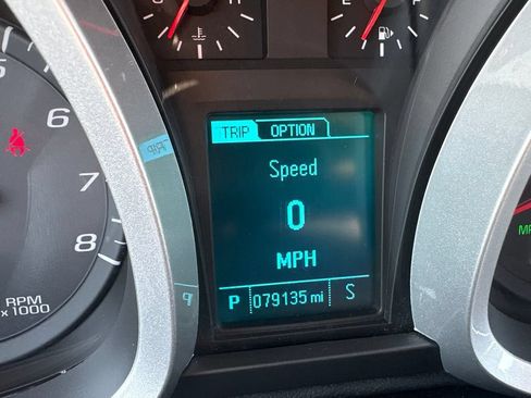 Used 2017 Chevrolet Equinox LT w/ Convenience Package FWD image 11