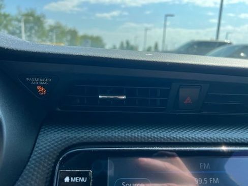 Used 2023 Nissan Kicks SV FWD image 16