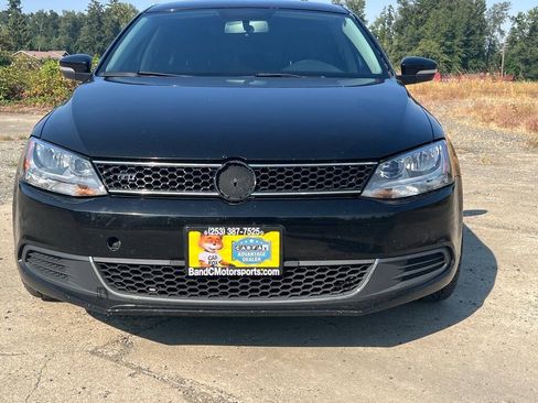 Used 2013 Volkswagen Jetta SE FWD image 44