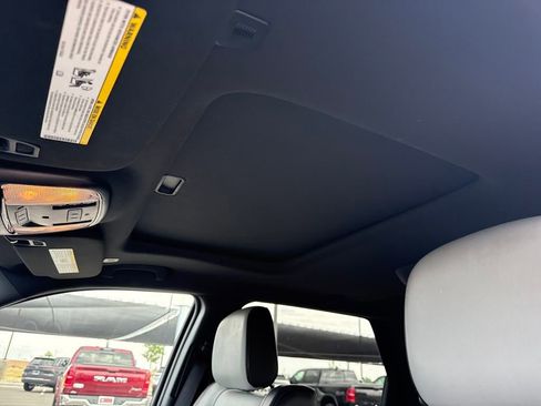 Used 2024 Dodge Durango GT image 27