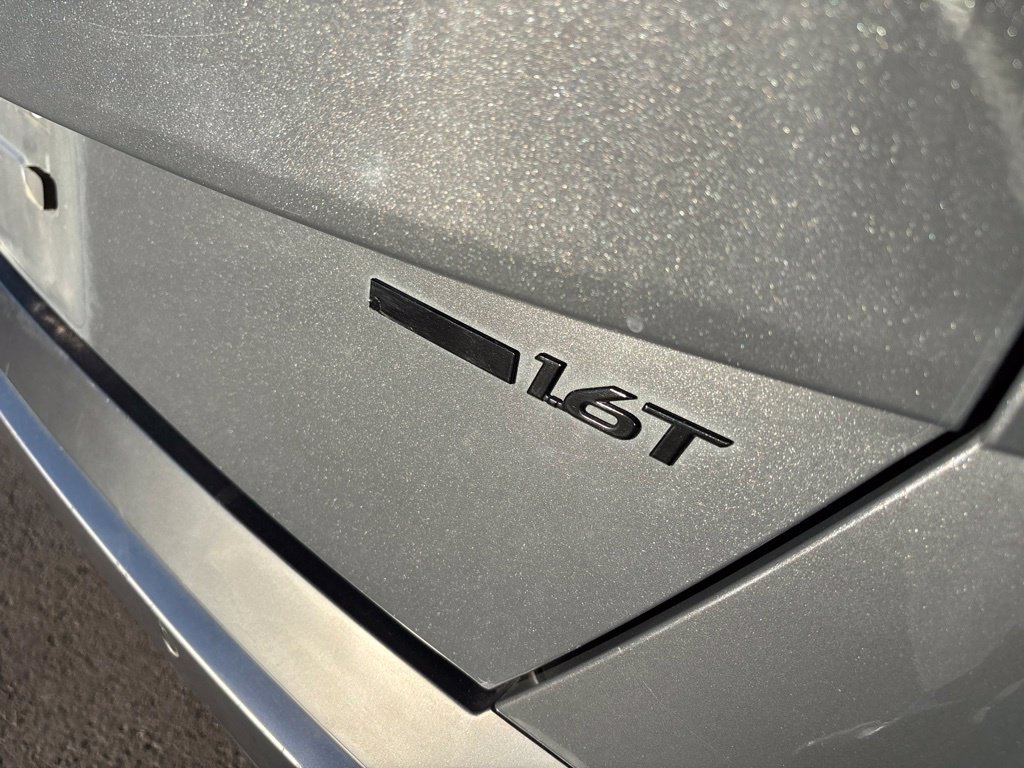 Used 2024 Hyundai Kona Limited AWD/4WD image 9