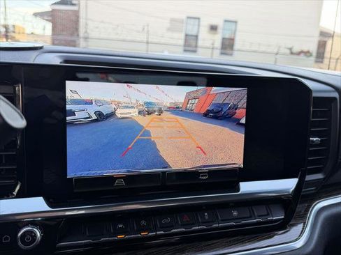 Used 2022 GMC Sierra 1500 Elevation w/ LPO, Elevation Black Package image 29