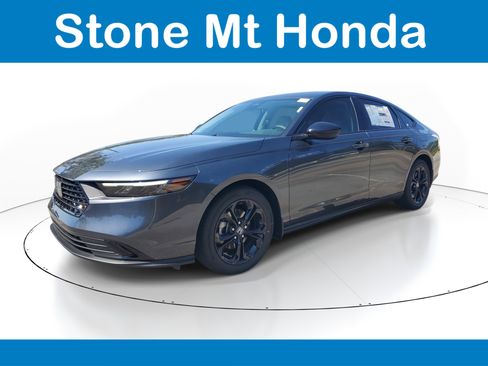 New 2025 Honda Accord SE image 3