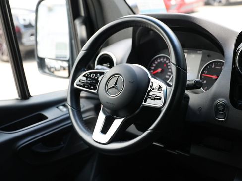 Used 2022 Mercedes-Benz Sprinter 4500 w/ Parking Package image 52