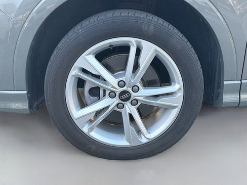 Used 2021 Audi Q3 2.0T Premium w/ Convenience Package image 40