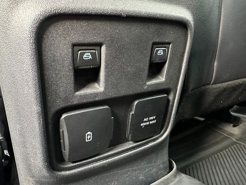 Used 2024 Ford Bronco Outer Banks image 17