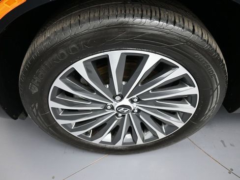 Used 2024 Hyundai Palisade Calligraphy image 14