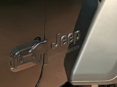 New 2025 Jeep Wrangler Willys image 25