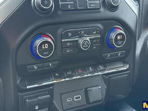 Used 2021 Chevrolet Silverado 1500 RST image 26