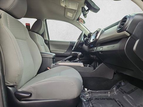 Used 2023 Toyota Tacoma SR5 AWD/4WD image 21