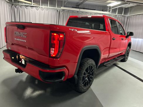 Used 2024 GMC Sierra 1500 Pro w/ Graphite Edition AWD/4WD image 7