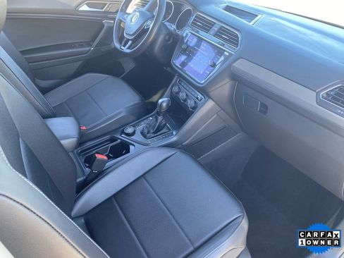 Used 2020 Volkswagen Tiguan SE image 13