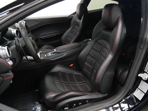 Used 2017 Ferrari GTC4Lusso image 22