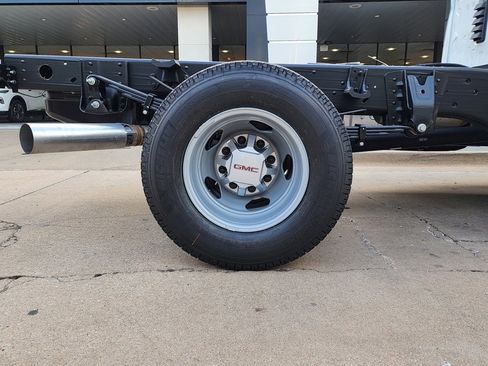 New 2026 GMC Sierra 3500 Pro w/ Convenience Package image 50