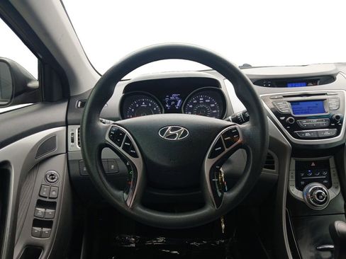 Used 2013 Hyundai Elantra GLS w/ Preferred Pkg FWD image 12