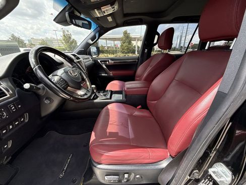Used 2021 Lexus GX 460 Premium w/ Premium Package image 30