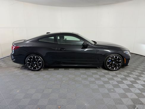 Used 2025 BMW M440i Coupe RWD image 8