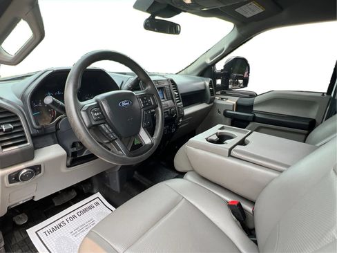 Used 2022 Ford F250 XL w/ STX Appearance Package AWD/4WD image 16