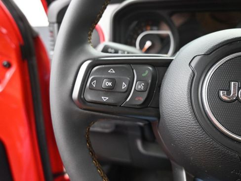 Used 2024 Jeep Gladiator Sport image 31