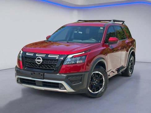 Used 2024 Nissan Pathfinder Rock Creek AWD/4WD image 2