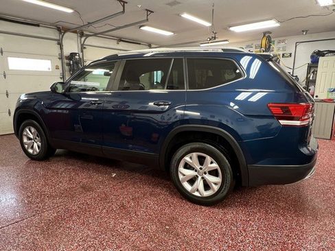 Used 2018 Volkswagen Atlas SE image 2