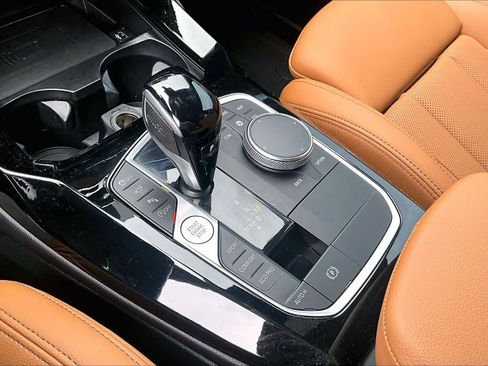 Used 2024 BMW X3 sDrive30i w/ Premium Package RWD image 15