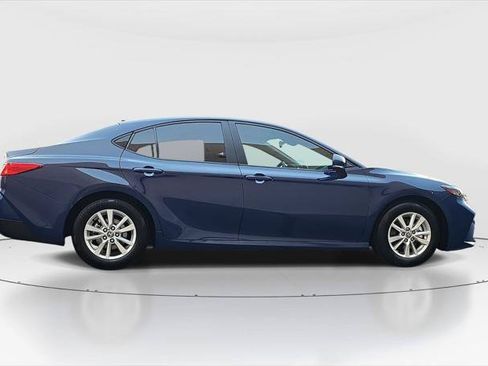 Certified 2025 Toyota Camry LE w/ Convenience Package FWD image 4
