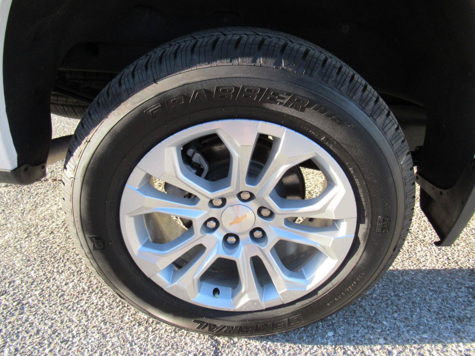 Used 2026 Chevrolet Silverado 1500 LTZ RWD image 9