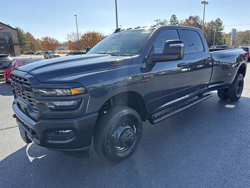 New 2026 RAM 3500 Tradesman image 3