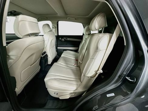 New 2027 Genesis GV80 2.5T Prestige AWD/4WD image 17