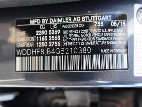 Used 2016 Mercedes-Benz E 350 4MATIC Sedan image 42