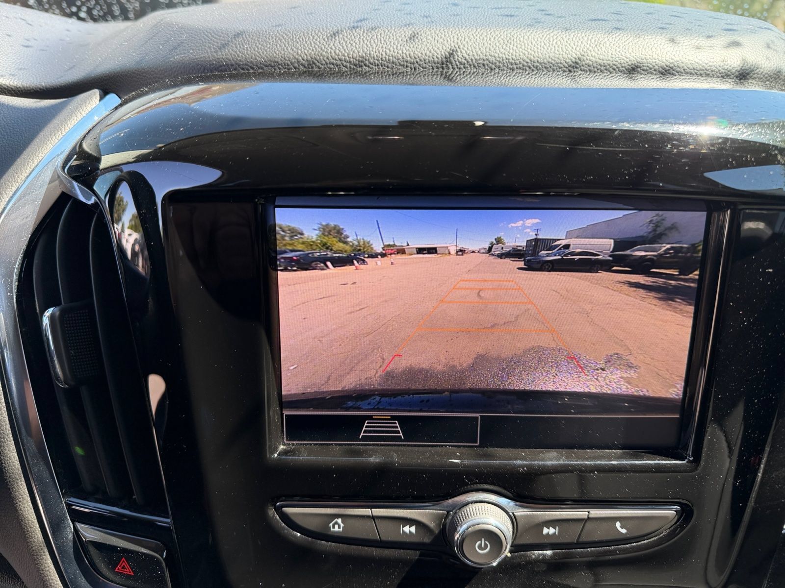 Used 2020 Chevrolet Traverse LS AWD/4WD image 23