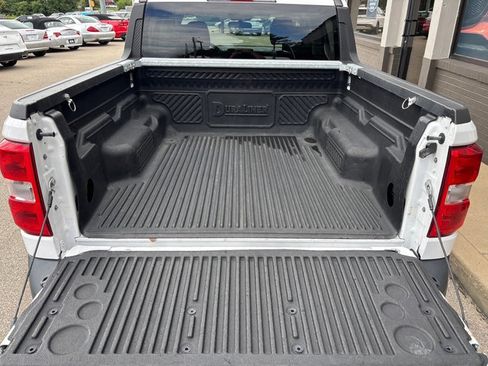 Used 2022 Ford Maverick XL image 7