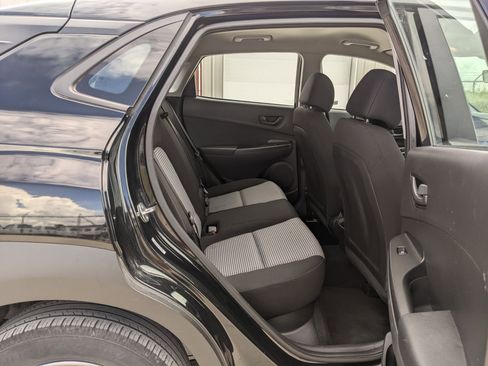 Used 2023 Hyundai Kona SE w/ Cargo Package image 25