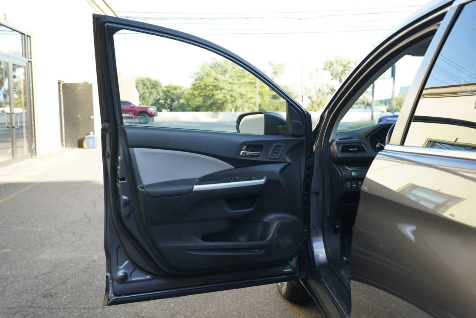 Used 2016 Honda CR-V Touring image 14